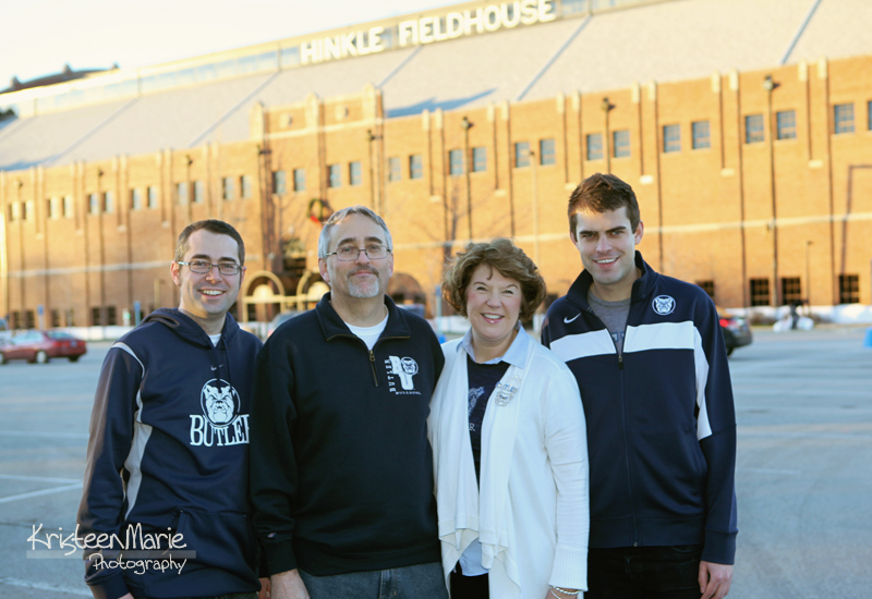 Family infront of Hinkle Fieldhouse