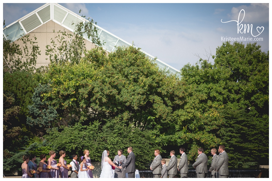 outdoor wedding at Botanical gardens in Fort Wayne
