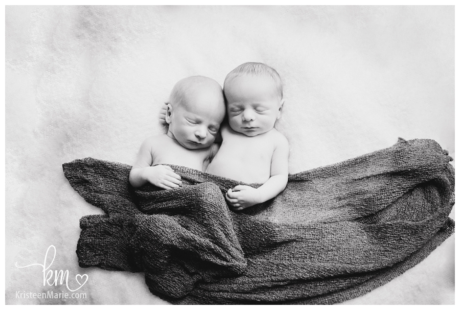 black and white newborn twin photography