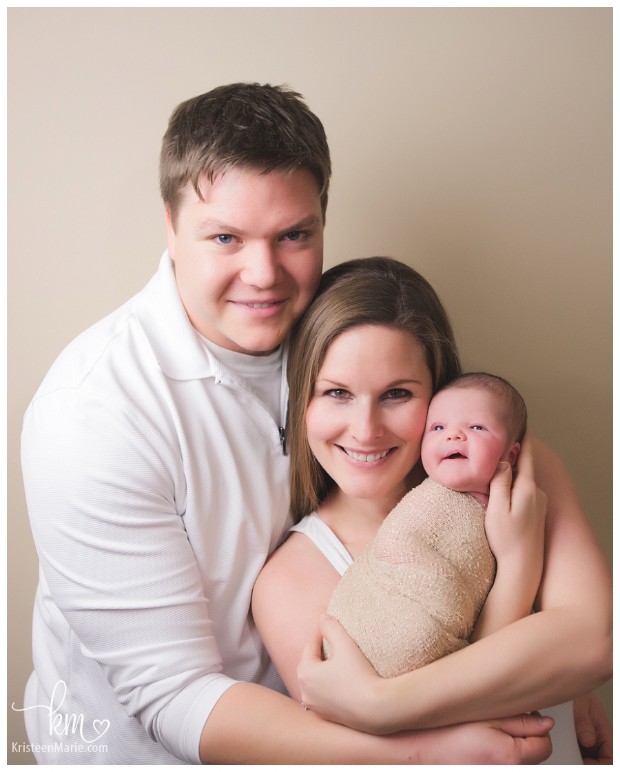 Zionsville family newborn photographer