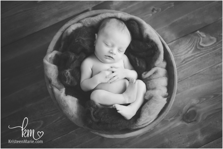 black and white newborn picture