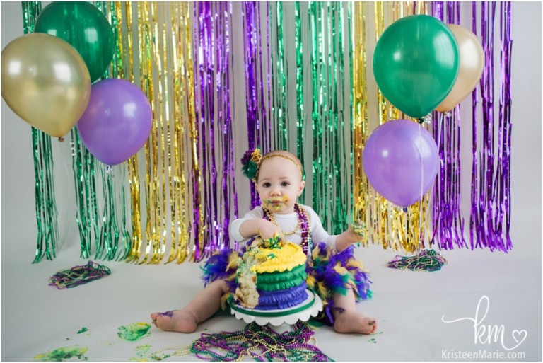 mardi gras smash cake