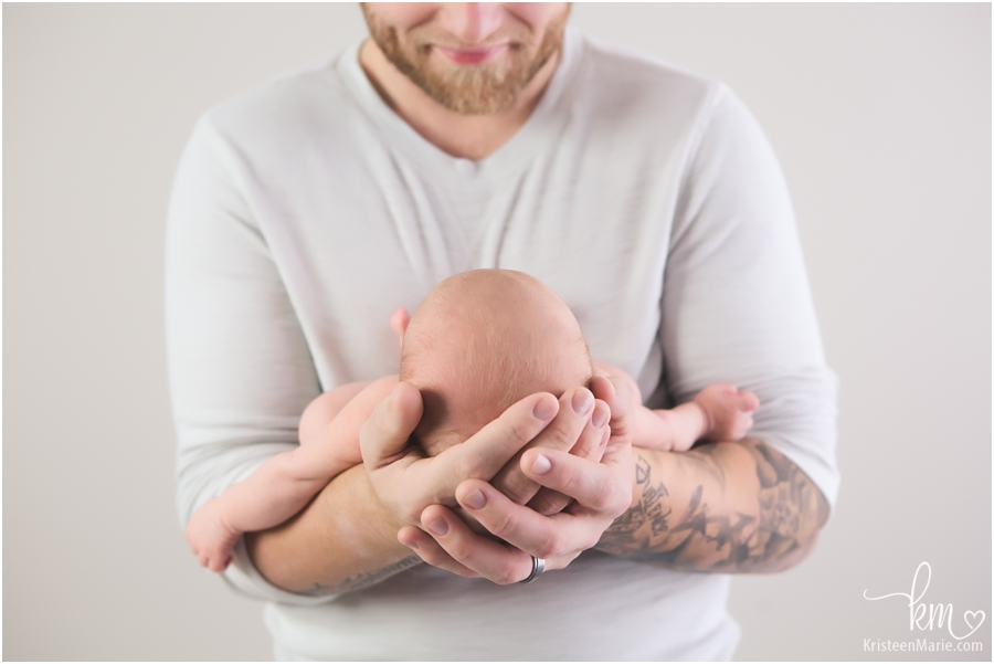 Indianapolis newborn photography - dad and baby