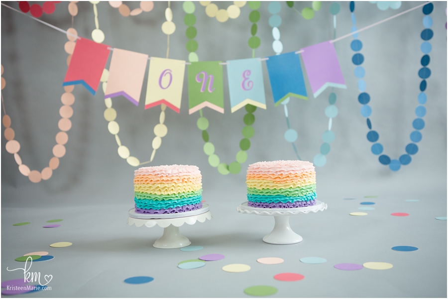 pastel 1st birthday cakes - cake smash session