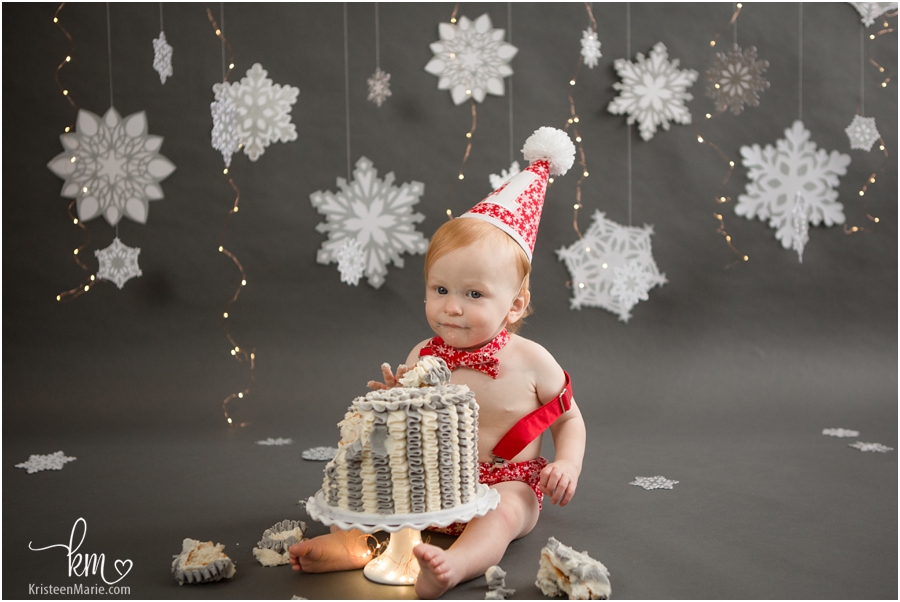 1st birthday cake smash session in Zionsville, IN by KristeenMarie photography