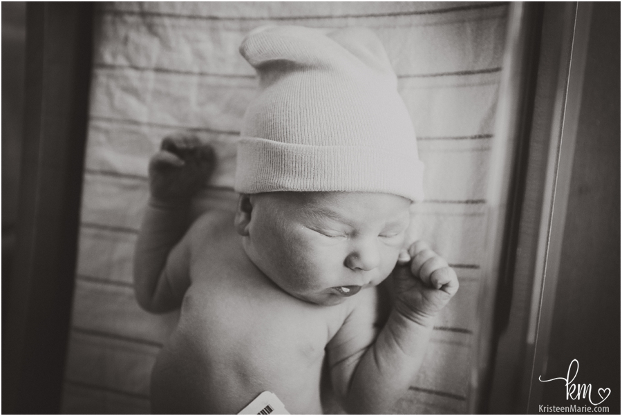 Carmel Indaina in-hospital newborn photography - Fresh 48 session