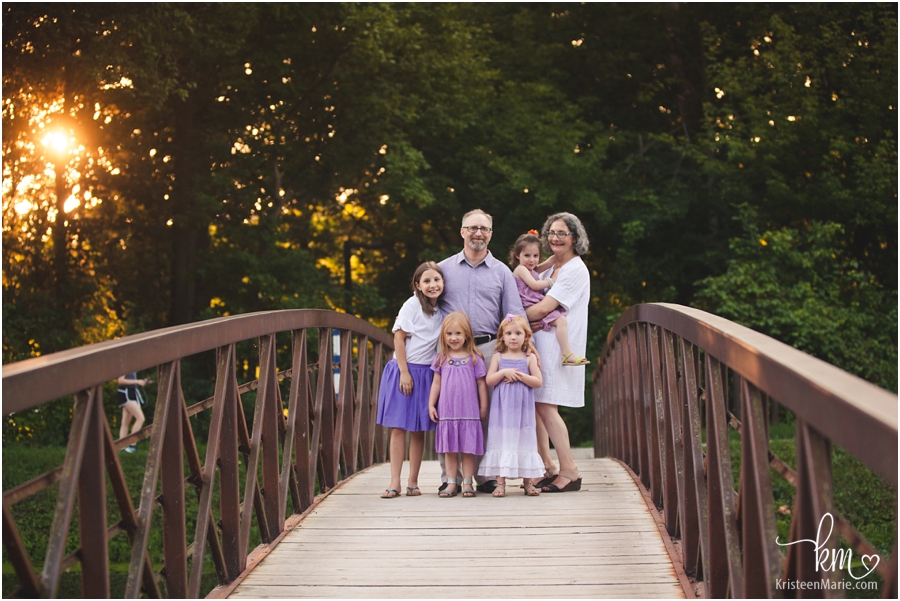 Indianapolis family photography - family on a bridge