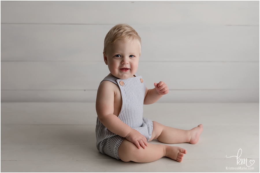 one year old boy in photography studio