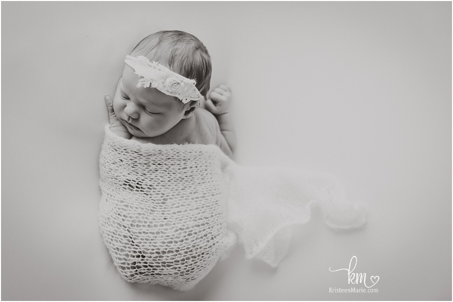 black and white newborn photography image