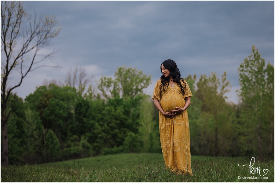 Indianapolis maternity photography by KristeenMarie