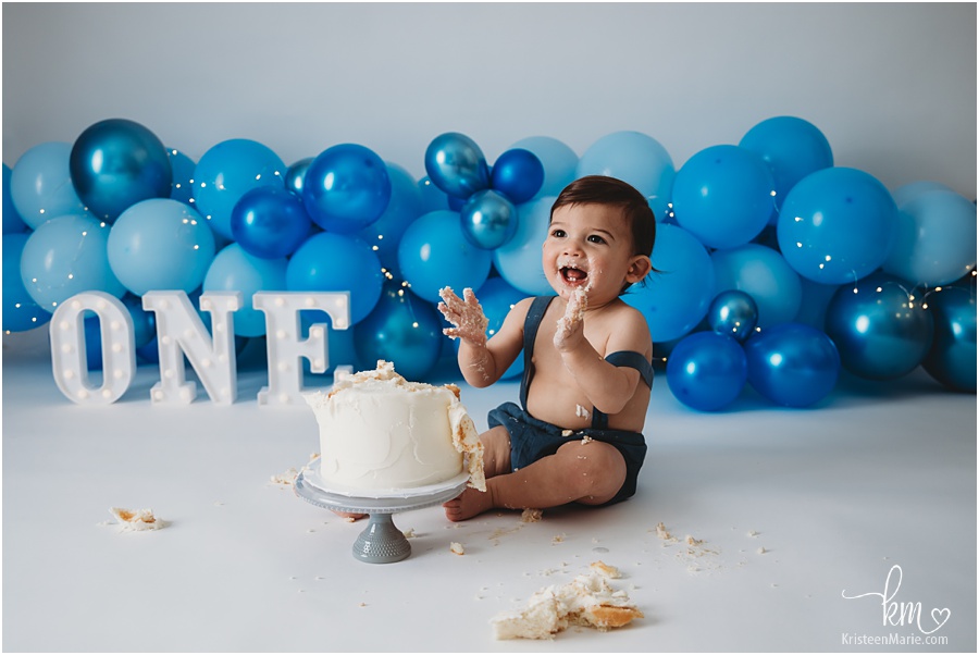 Happy one year old - Indianapolis cake smash photography