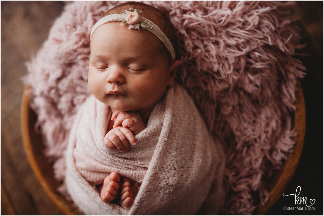 Zionsville newborn photographer