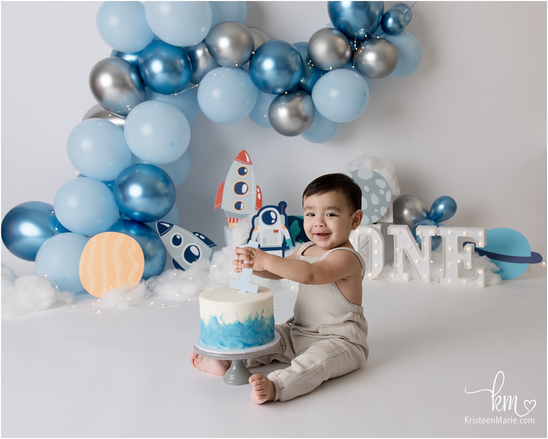 happy birthday boy - space cake smash photography for one year old